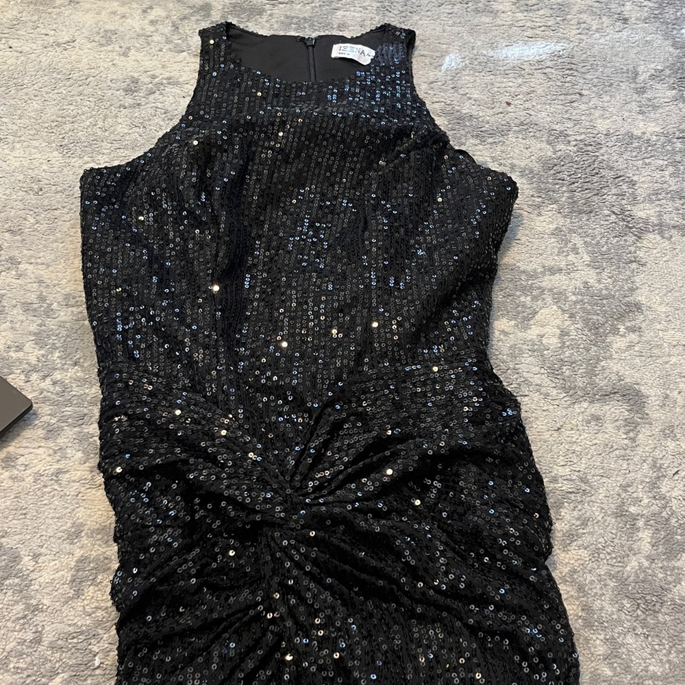 Mac Duggal SEQUINED HIGH NECK SIDE KNOT GOWN - Picture 9 of 10